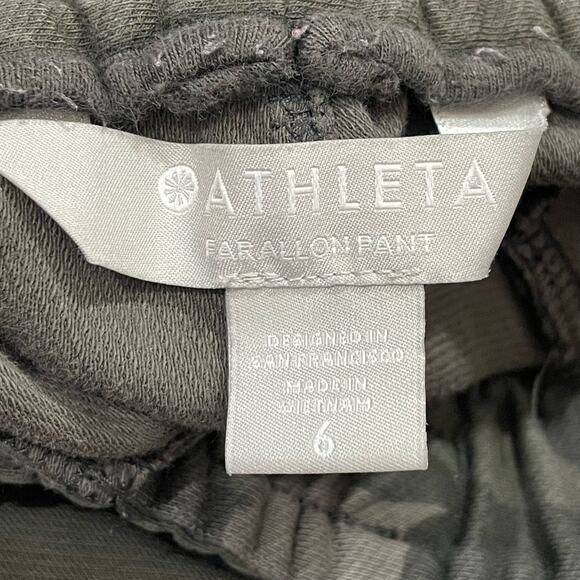Athleta Farallon Pant - Olive Camo - 6 - Picture 13 of 16